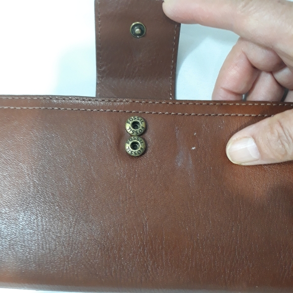 Fossil Tan Genuine Leather Clutch Wallet - Picture 2 of 8